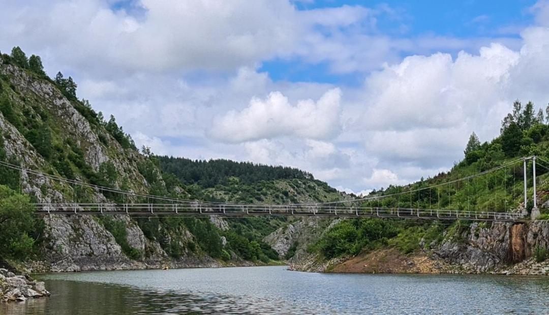 Markove Kolibe 2, Uvac Sjenica Luaran gambar